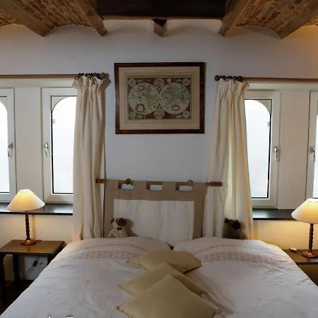 Сasa de vacaciones Vintage Holiday In With Sauna Gembloux